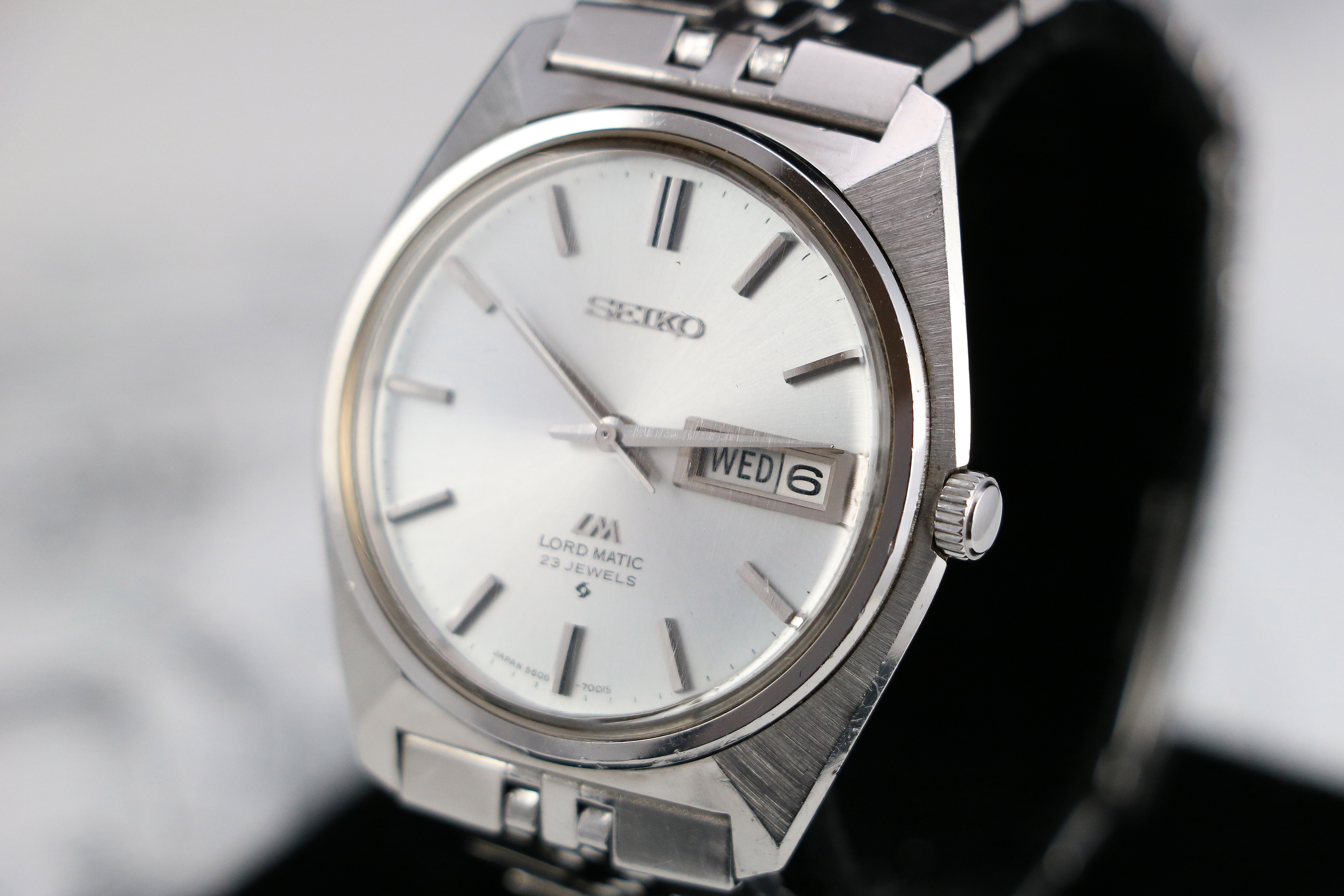 SEIKO LORD MATIC 5606 - 7000 | KANJI DIAL | 1968 | STEEL • Vintage Watches  For Sale - Certified Authentic - Stetz & Co.