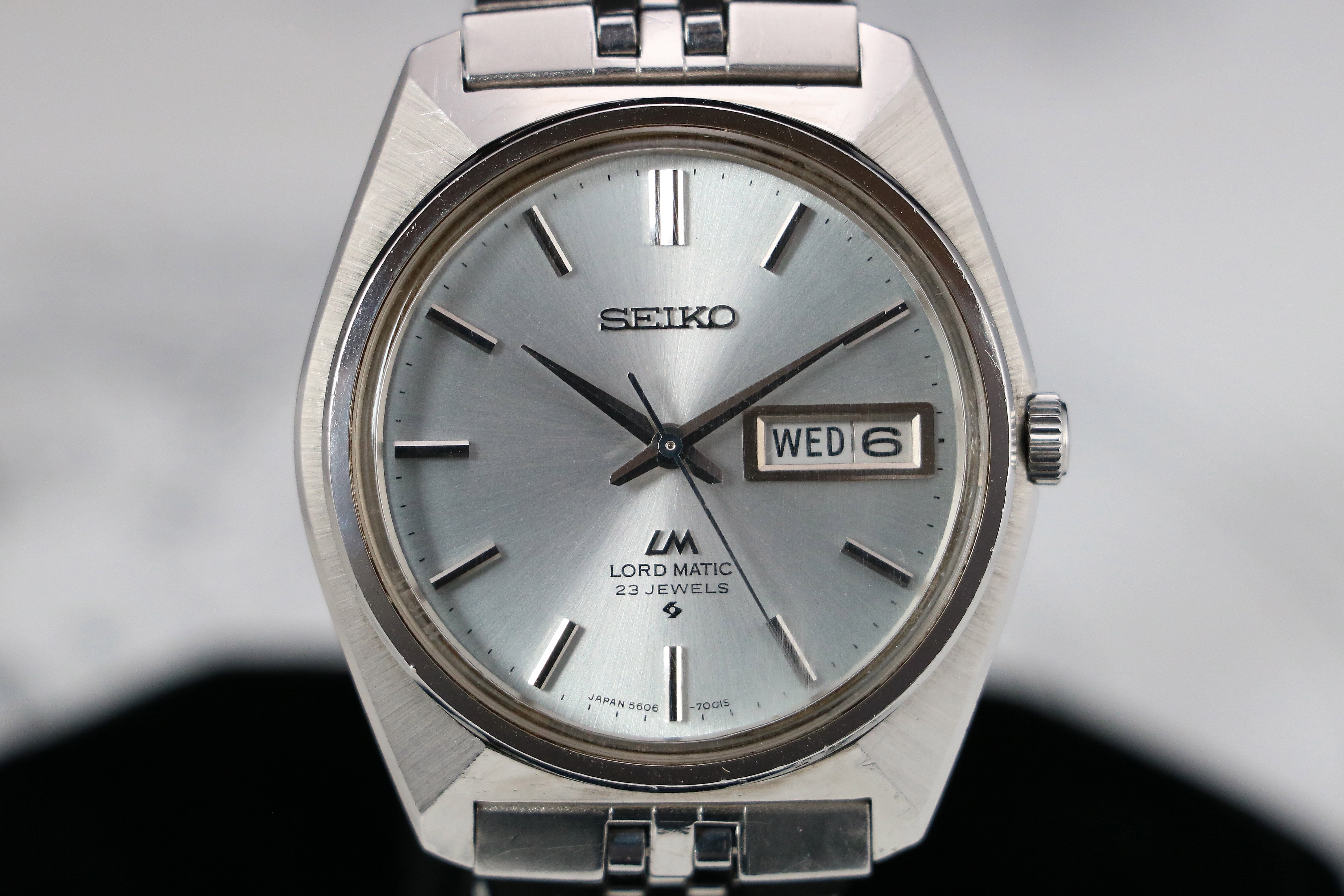 SEIKO LORD MATIC 5606 - 7000 | KANJI DIAL | 1968 | STEEL • Vintage Watches  For Sale - Certified Authentic - Stetz & Co.