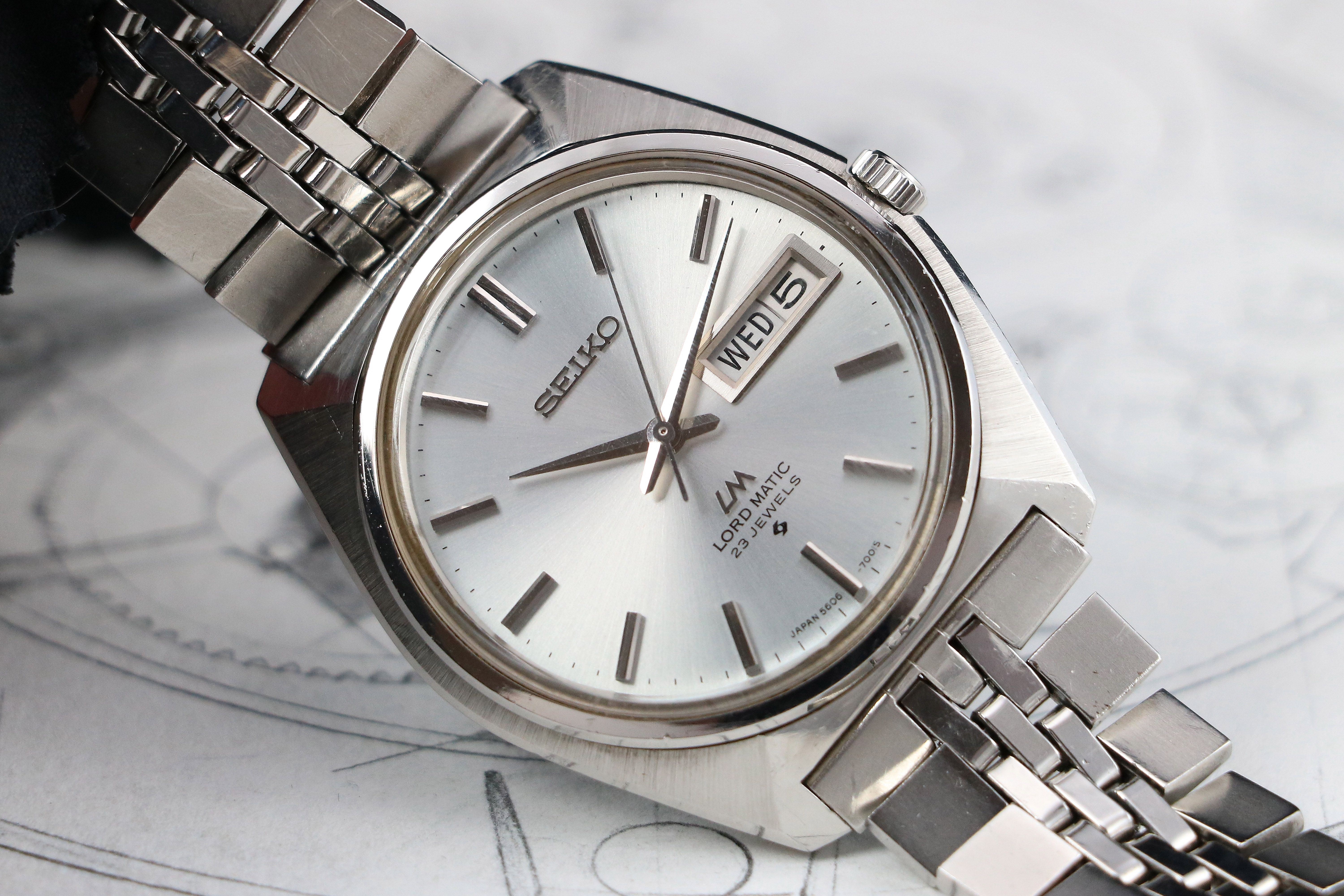 SEIKO LORD MATIC 5606 - 7000 | KANJI DIAL | 1968 | STEEL • Vintage Watches  For Sale - Certified Authentic - Stetz & Co.